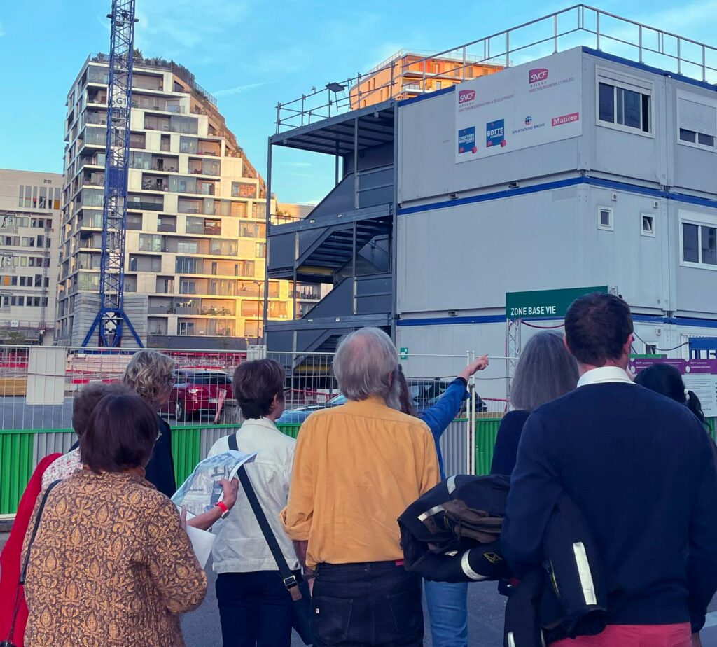 Atelier avec les adultes le 9 octobre 2023
© CAUE75