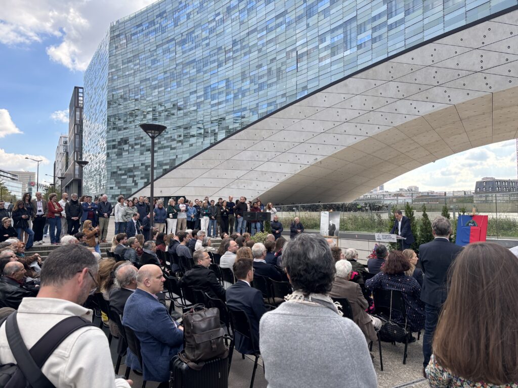 Inauguration de la place Hubert Beuve-Méry